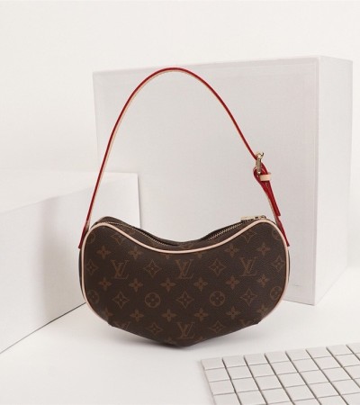 Louis Vuitton M51510 Pochette Croissant Shoulder Bag